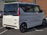ご愛車には愛車にはボディのガラスコーティングをお勧めします。強固なガラス質被膜とフッ素化合物被膜を形成することで、汚れをつきにくくし、輝きを保護致します