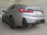 BMW認定中古車は、ドイツ本社と同様の教育・訓練を受けたBMW専門のメカニックが100項目以上のポイントを徹底的にチェックし、整備したうえでご納車させていただきます。