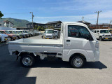 当店では届出済未使用車を中心に長野県下最大級の200台を在庫しております!