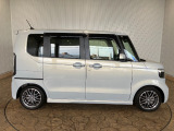 お好みの1台をお客様自身の目でお選び下さい。車両によっての癖や特徴は専任のスタッフまでご気軽にご相談下さい。常にお客様のニーズにお答え出来るように、幅広いジャンルの在庫を取り扱っています♪