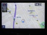 ナビゲーションを装備。タッチパネル式で使い易く、お出かけも楽々です♪