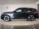 【BMWのxDrive】xDriveはいかなる状況下でも安定した走りを実現しています。 これによりストレスなく運転できることはもちろんのこと、安全性能も向上しています。