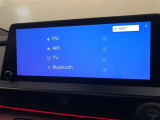 AM/FMチューナー、フルセグTV、Bluetooth接続、USB入力(動画・音楽再生/給電)、スマートフォン連携機能を標準装備!機能の詳細につきましては、展示店舗までお尋ねください。