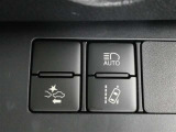 安全運転を支援する機能が付いてます。詳しくは店舗スタッフまでお尋ね下さい。