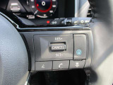 話題の運転支援装置プロパイロットが搭載されてます。アクセル、ブレーキ、ハンドルの操作をクルマがアシストしてくれます。