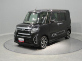 【左前斜め】 どの角度から見てもスタイリッシュ。街中での視線を集める端正な佇まいです。