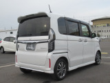 【全般】車両の年式や距離からは判断できない、内装・外装の状態や修理歴などが確認できる『車両状態証明書』をご用意しております。