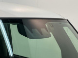 品質へのこだわり!フロアマットやシートなど車内をキレイに清掃し、ニオイや汚れなどを徹底的にクリーニングしてもらっております。室内はピカピカです☆