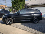 正規ディーラーのBMW専門メカニックが360&deg;納車前点検を徹底的にチェックいたします。点検整備料は車両価格に含まれ、法令12カ月点検が必要な場合も車両価格に含まれます。
