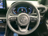 【純正革巻きステアリング】上質な革を使用することで、手にしっかり馴染みとても運転しやすいハンドルです♪