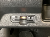 ハンドルの左下にETCがついています。高速道路の料金所の通過も楽々です。 カードの取り出しもしやすい場所についています。