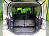 普段のお買い物や通勤、送迎等に十分な荷室スペースを確保しております。セカンドシートを倒すと、大きな荷物の積載も可能です♪