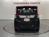カスタム専用LEDテールランプです。縦基調のデザインで個性的なうしろ姿!