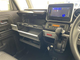 【オートエアコン】車内温度を感知して自動で温度調整をしてくれるのでいつでも快適な車内空間を創り上げます!