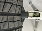 冬タイヤの残り溝は6.0mmです。スリップラインからは4.4mmとなっております。
