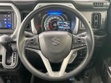 【ステアリングスイッチ】運転中、前方から目線をそらすことなく、オーディオ等の操作が可能な便利機能!安心&快適なドライブを演出してくれます♪