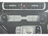 お好きな温度に設定すれば自動的に温度を調節、車内を快適空間に仕上げてくれます。