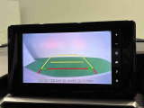 バックカメラが連動しているので後方の安全もナビゲーションのモニターを通じて確認できます♪