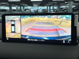 【360&deg;ビューモニター】専用のカメラにより、上から見下ろしたような視点で360度クルマの周囲を確認することができます☆死角部分も確認しやすく、狭い場所での切り返しや駐車もスムーズに行えます。