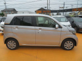 横からの外装の画像です!入れ替わりが早いので気になるお車が御座いましたら、すぐにお問合せ下さい!