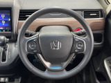 【ステアリングスイッチ】運転中、前方から目線をそらすことなく、オーディオ等の操作が可能な便利機能!安心&快適なドライブを演出してくれます♪