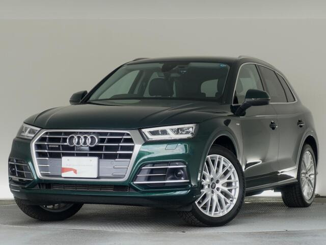 Q5 2.0 TFSI クワトロ ラグジュアリーパッケージ 4WD 
