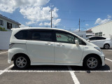 車体サイズは、全長421cm、全幅169cm、全高171cmです。