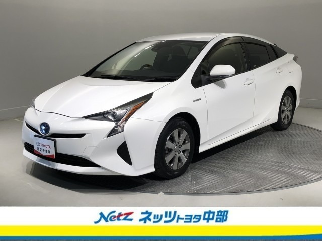 トヨタ プリウス 