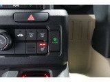 ECONボタンで低燃費モードに☆☆☆ECONスイッチを上手に使ってエコドライブ♪♪環境にもお財布にも優しい装備です☆☆☆