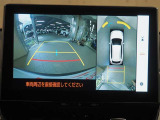 バックモニターが有るので車庫入れもラクラク!