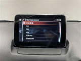 マツダ純正メーカーオプションナビ装備。