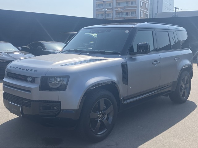 ディフェンダー 110 X ダイナミック HSE 3.0L D300 ディーゼル 4WD 
