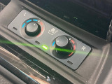 【シートベンチレーション】夏場は涼しい風でお尻や背中の熱やムレを防ぎ、冬はエアコンよりも早く温まってポカポカに!季節を問わず快適に過ごせます。
