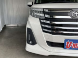 悪天候時にヘッドランプの明かりを補助するLEDフロントフォグランプ付