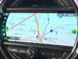 ●純正ナビ:一体感のあるナビは、高級感ある車内を演出してくれます。Bluetooth再生などオーディオ機能も充実しておりますので、運転もより楽しめます♪