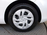 タイヤサイズは185/65R15です
