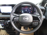 運転が楽しくなる明るく開放的な運転席まわりです。