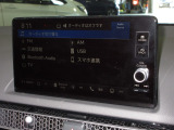 ナビゲーションはホンダコネクトディスプレイが装着されております。AM、FM、フルセグTV、Bluetoothがご使用いただけます。初めて訪れた場所でも道に迷わず安心ですね!