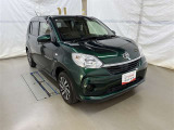 広々とした車内空間に優れた燃費性能。更にデザインも上質で人気のお車です!