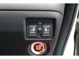 ◆◆両側電動スライドドア!!荷物で手が塞がる時など簡単にドアの開閉が出来ます!何より力いらずで開閉OK!女性やお年寄りにも優しい♪電動機能はOFFにもできますから元気なお子様の駆け出しも安心!