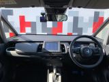 インパネ全体:視界が開けて前が見やすい設計です!安全に運転できます!