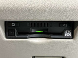 ETC車載器です!高速道路の料金所で慌てて小銭を探すことも無くなります。キャッシュレスでスイスイ、ストレスフリー♪