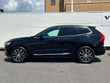 北欧流のラグジュアリーを体現したXC60。伝統的なスカンジナビアン・デザインを継承しながら、躍動感にあふれ優雅な雰囲気を身にまとう、新しい潮流を具現化したスタイリングです。