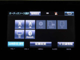 トヨタ純正9インチナビ(NSZT-Y64T)装備。