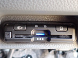 ■【ETC車載器】が装備されています。セットアップをしてお渡しとなり、ETCカードを差し込むだけで高速道路の利用が可能です。