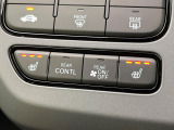 【シートヒーター】寒い日に重宝するシートヒーター!エアコンより早く温まってくれるので寒がりの人も安心ですね♪エアコンの温風は乾燥するから苦手、という方にもをおすすめです。