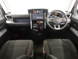 見通しのよいすっきりとした視界で、誰でも運転しやすいです。運転のしやすさは疲れにくさにも繋がりますよ♪