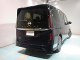 セレナ 2.0 ハイウェイスターV 4WD 