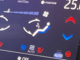 【シートベンチレーション】夏場は涼しい風でお尻や背中の熱やムレを防ぎ、冬はエアコンよりも早く温まってポカポカに!季節を問わず快適に過ごせます。