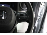 Hondaセンシングの機能のひとつ、アダプティブクルーズコントロール付!アクセルから足を離しても設定したスピードと前車との車間を保ち走行してくれます!車線維持もアシスト☆高速道路で疲労軽減ですね☆